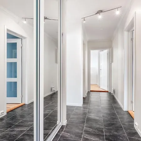 Alesund Urban - Spacious And Luminous 100 M2 Urban Flat With 3 Large Bedrooms Esterno foto